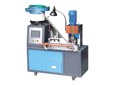 国标二插内架自动剥皮分线铆压机